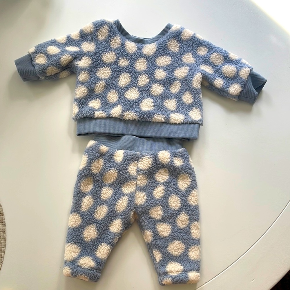 French blue and white polka dot fleece sweater and pants